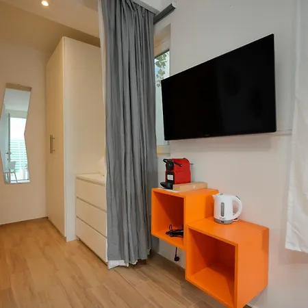 Апартаменты Color House *