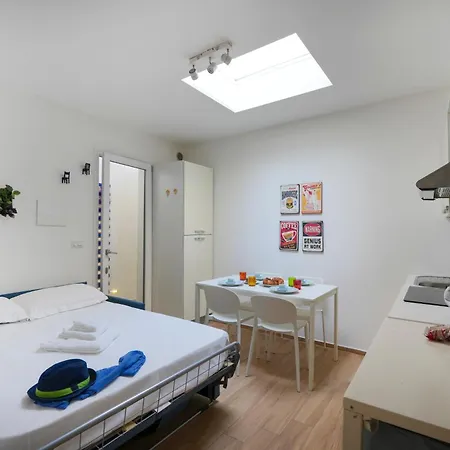 Апартаменты Color House Бари