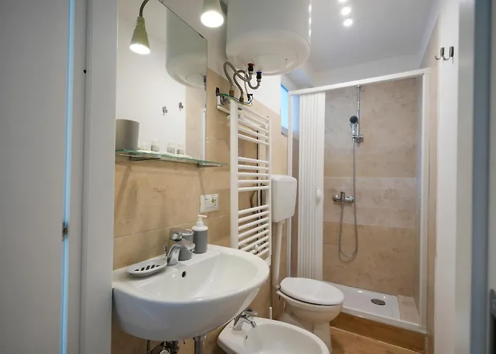 Guesthost - Color House Apartament *