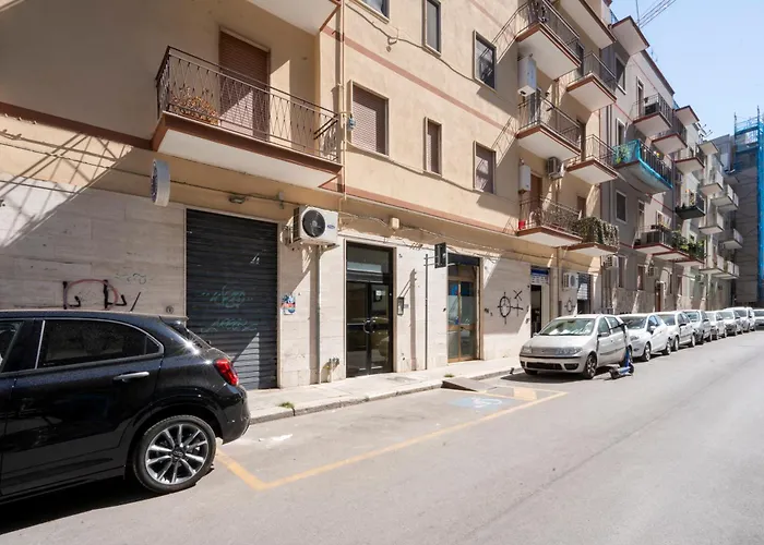 Guesthost - Color House Apartament *